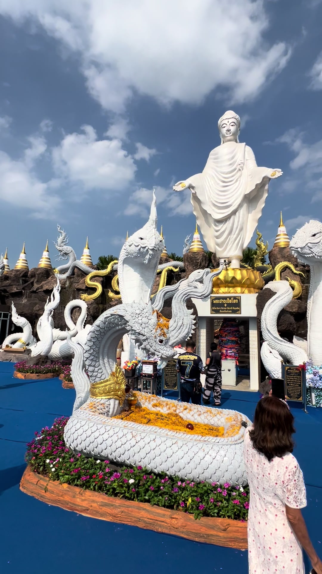 @ลีโอพาเที่ยวพากิน