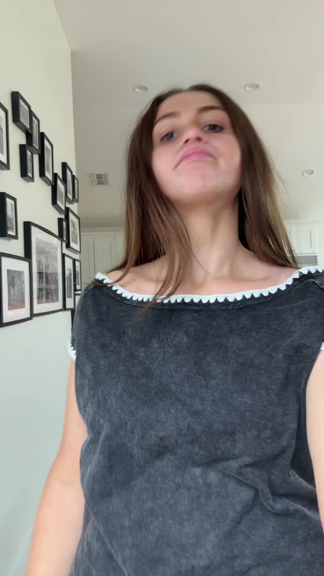 @️