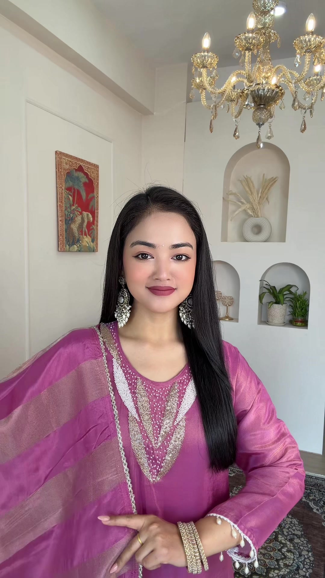 @Naina_TheAttire