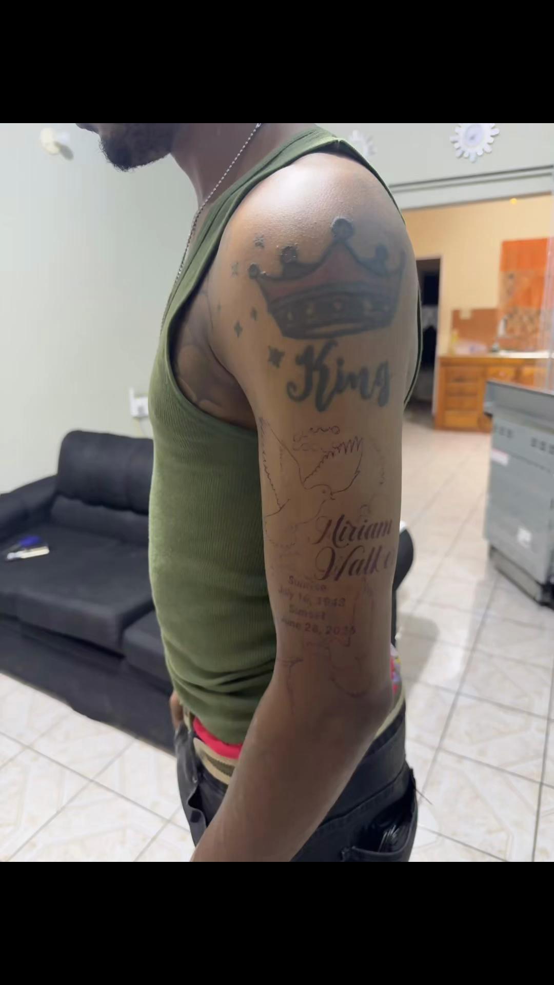 @IAMMAJORPAIN10453