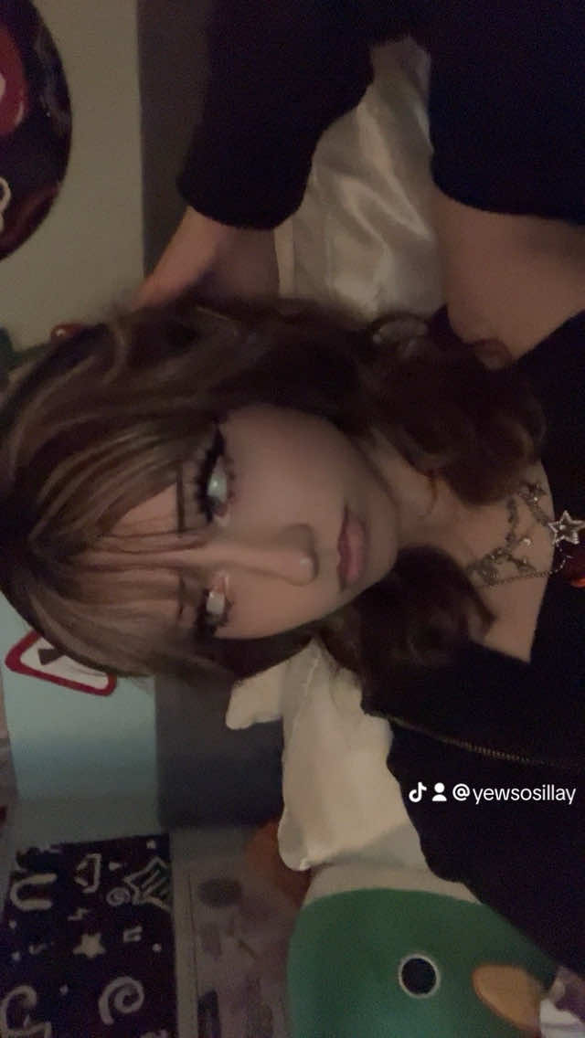 @lizzystarz