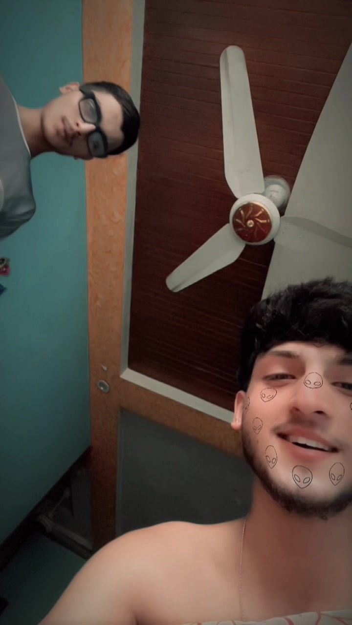 @🐊