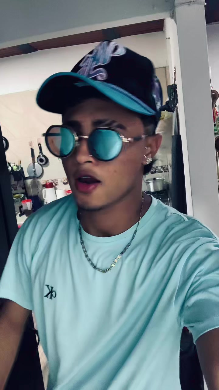 @Felipe Acosta🐺.