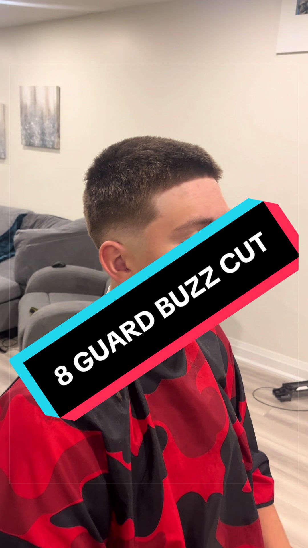 @Hamilton Barber&bull;os_cutss
