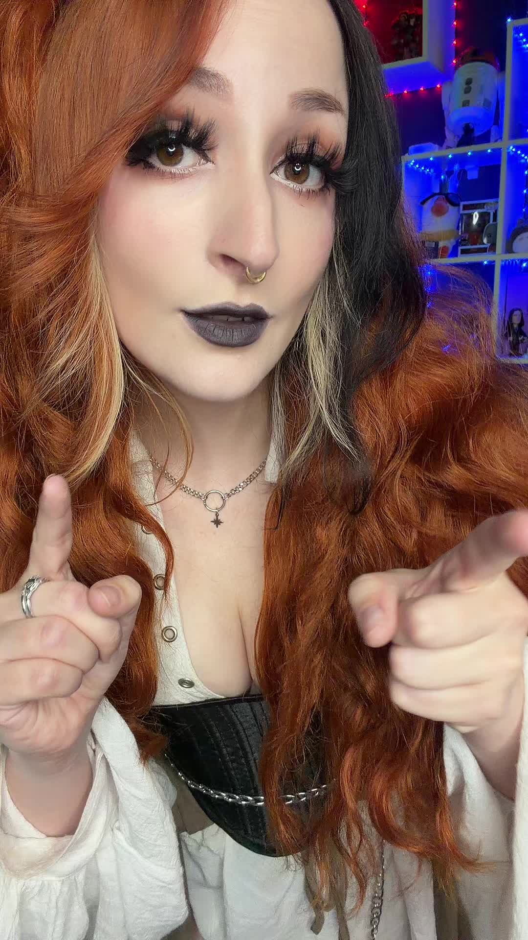 @GirlsPlay