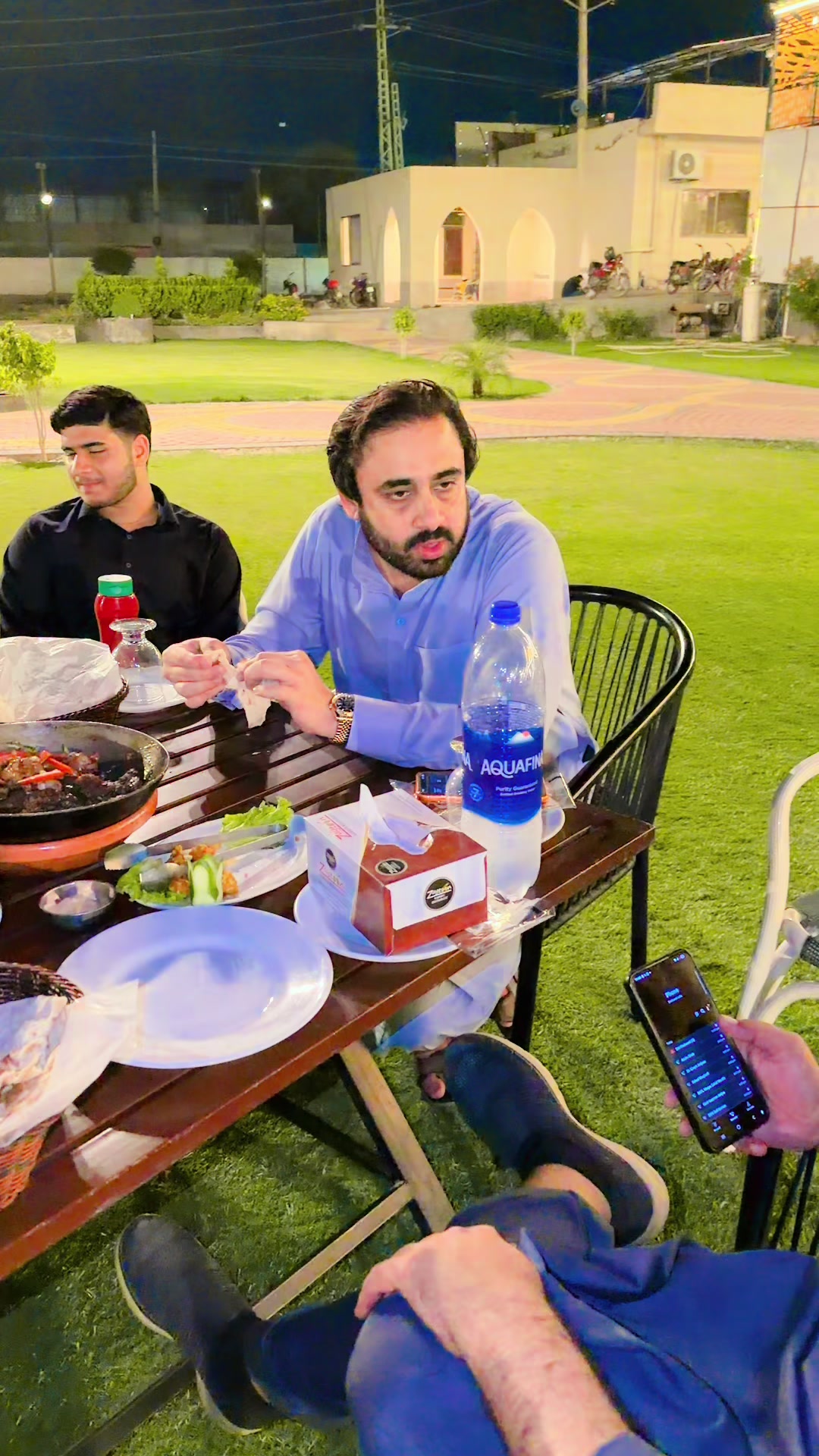 @عاقب میاں