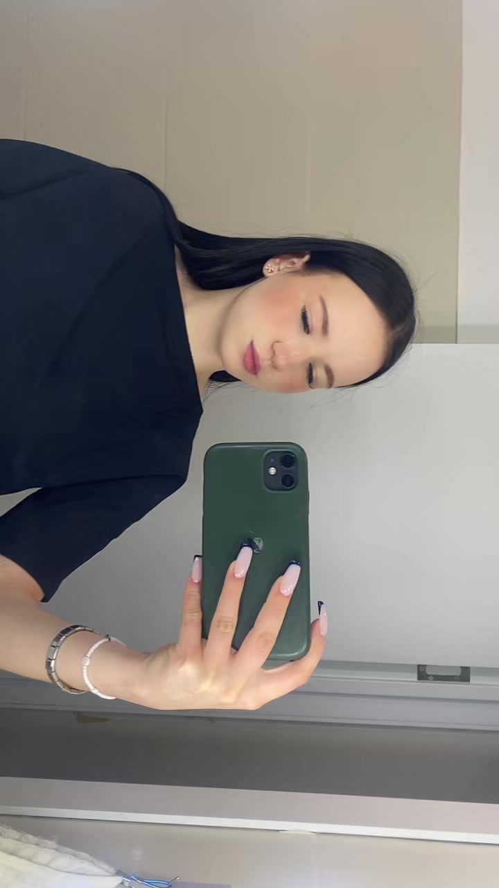 @Angelins