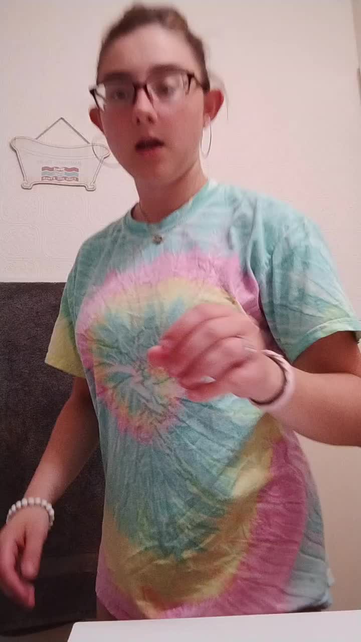 @haileyhelms21