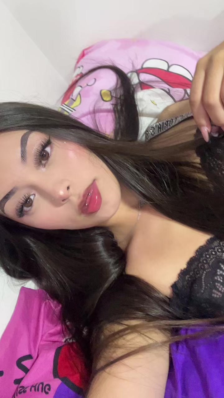 @𝒮𝑜𝘧𝑖𝑎 𝑅𝑜𝒿𝑎𝑠