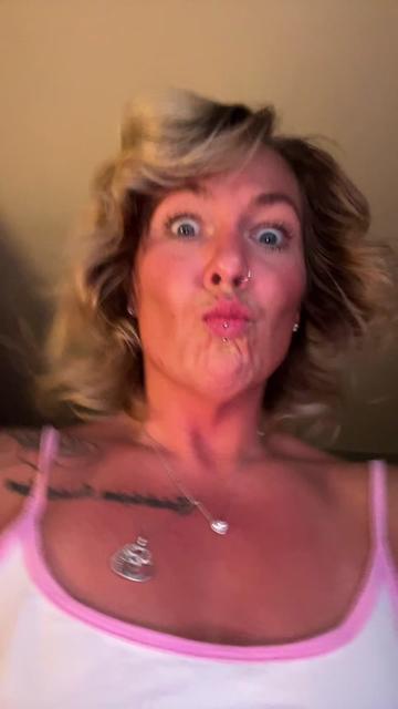 @djenergyqueen