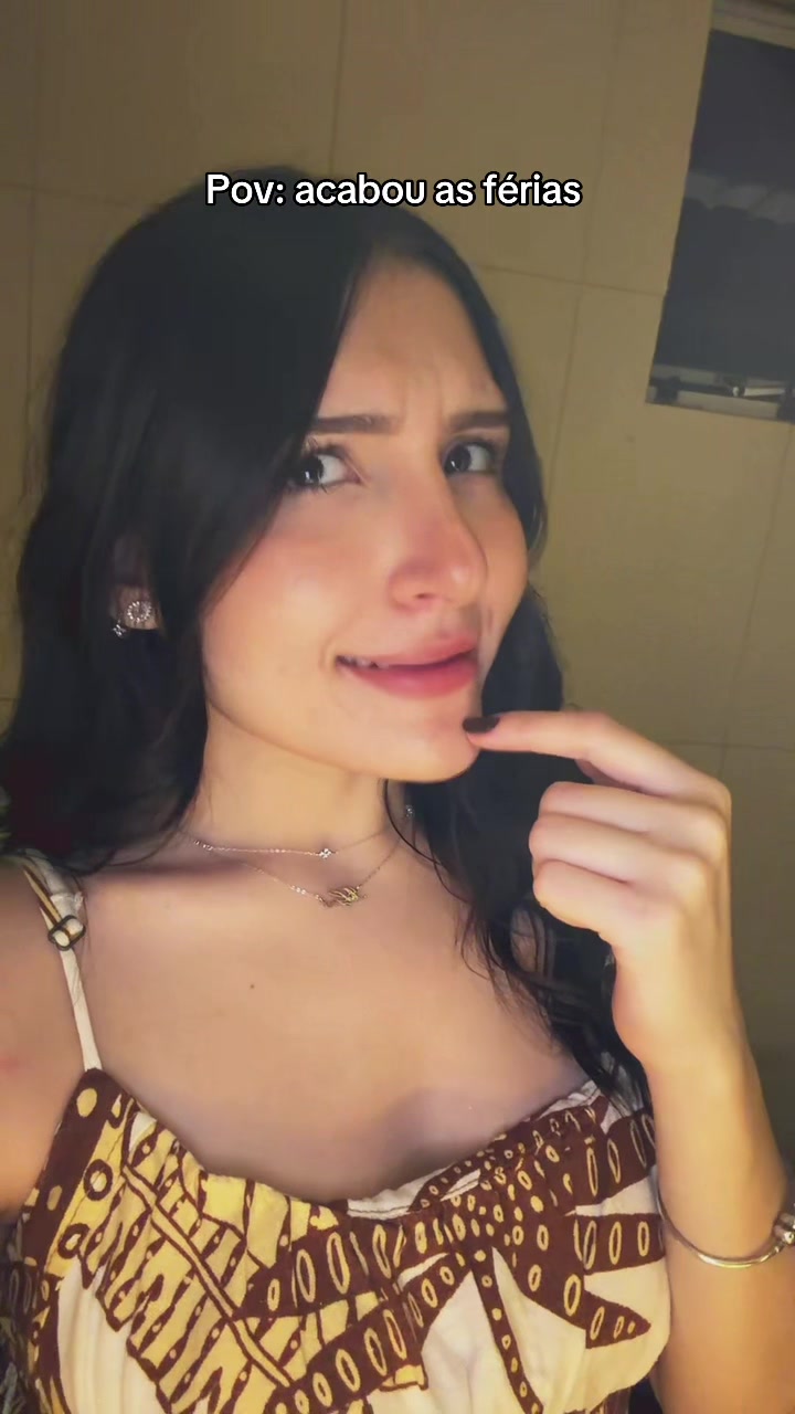 @𝓘𝓼𝓪 𝓖𝓸𝓲𝓼