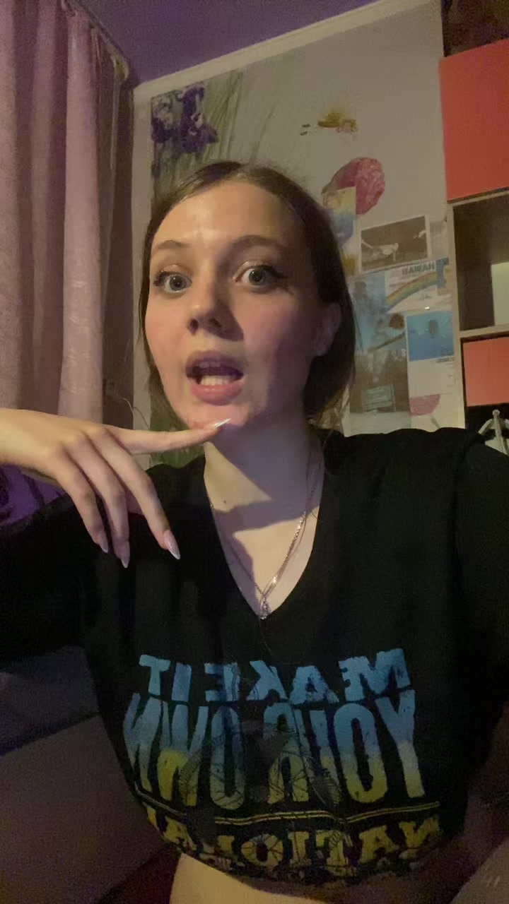 @thelanamog