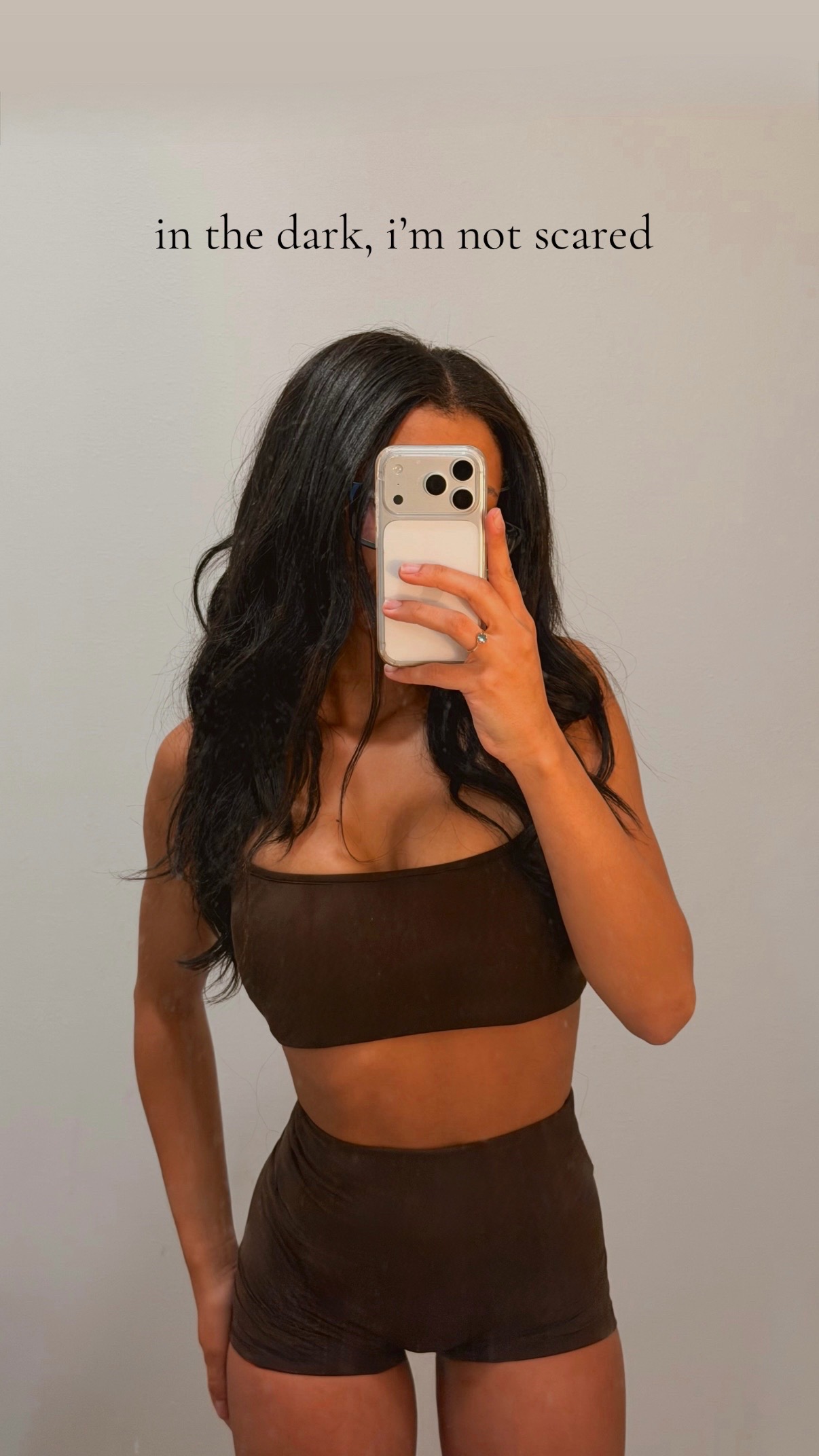 @itsellarenee