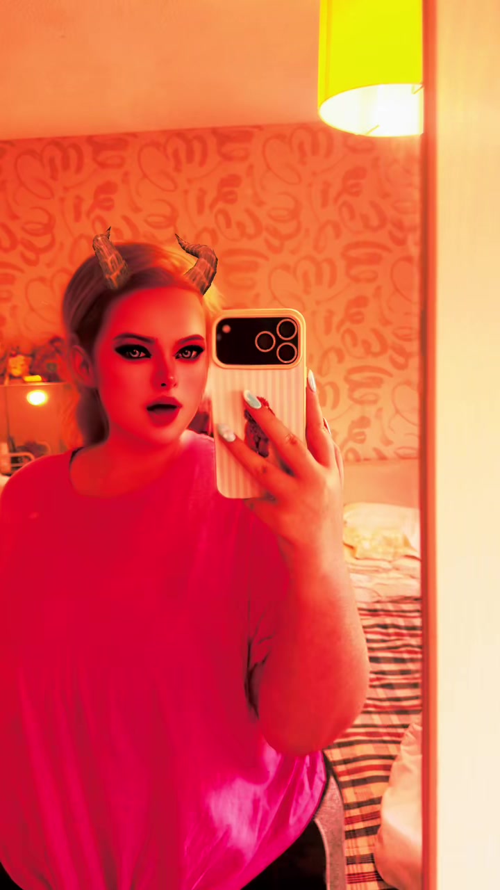 @Itsyagirl_queencourtney7