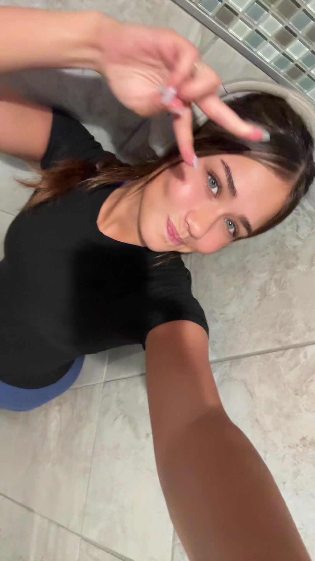 @fayleefruit