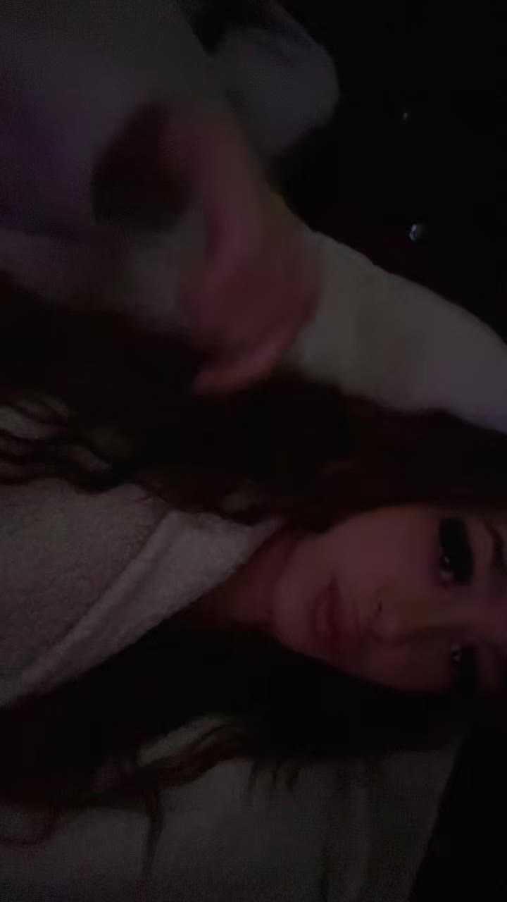 @elleahxo