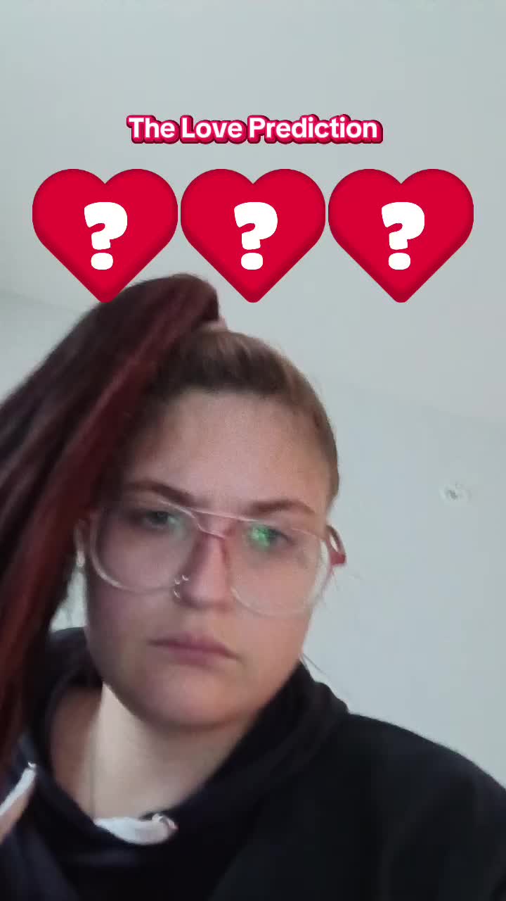@VannessaTyo