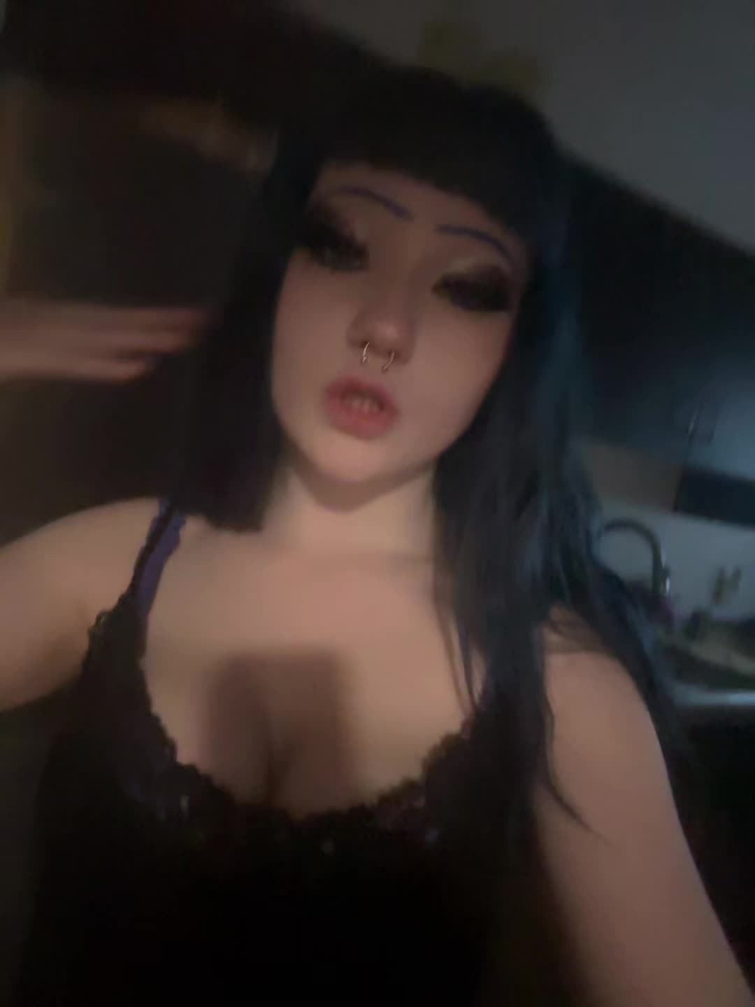 @Buzzballbriseis