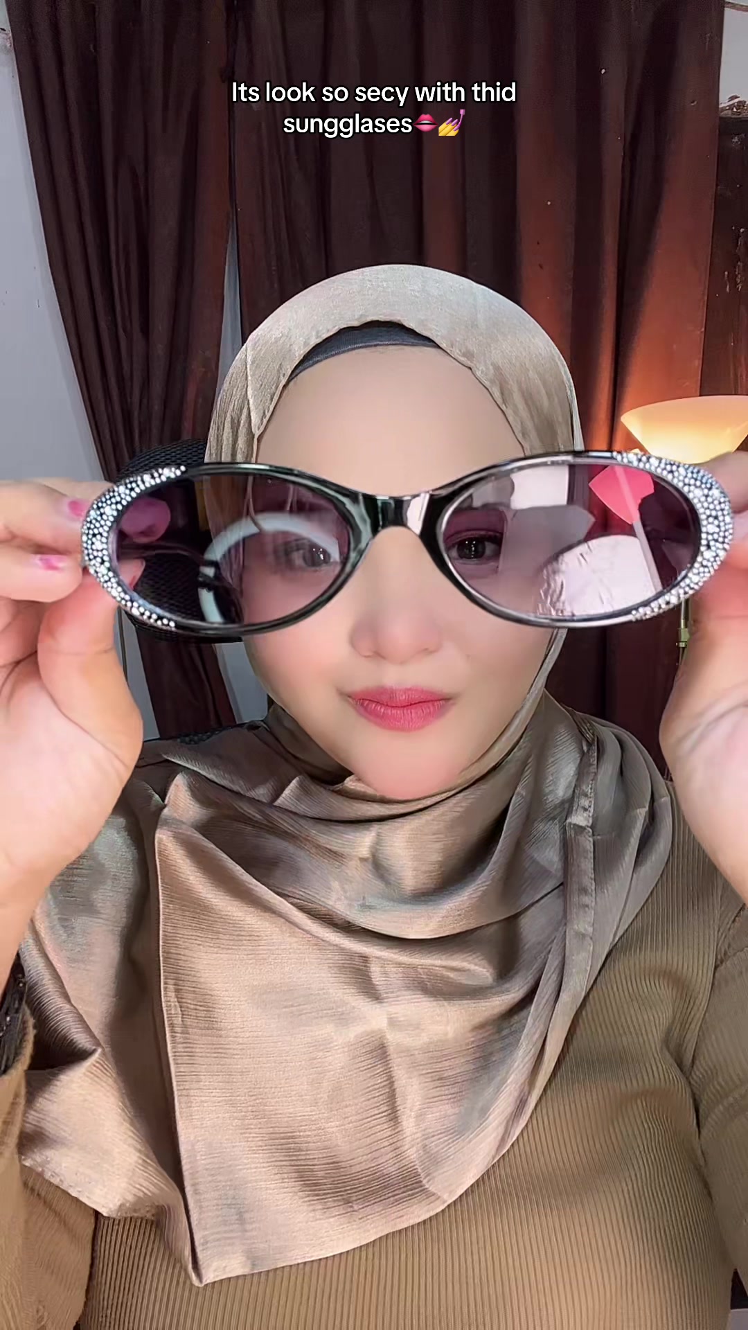@Deeklaanaa2