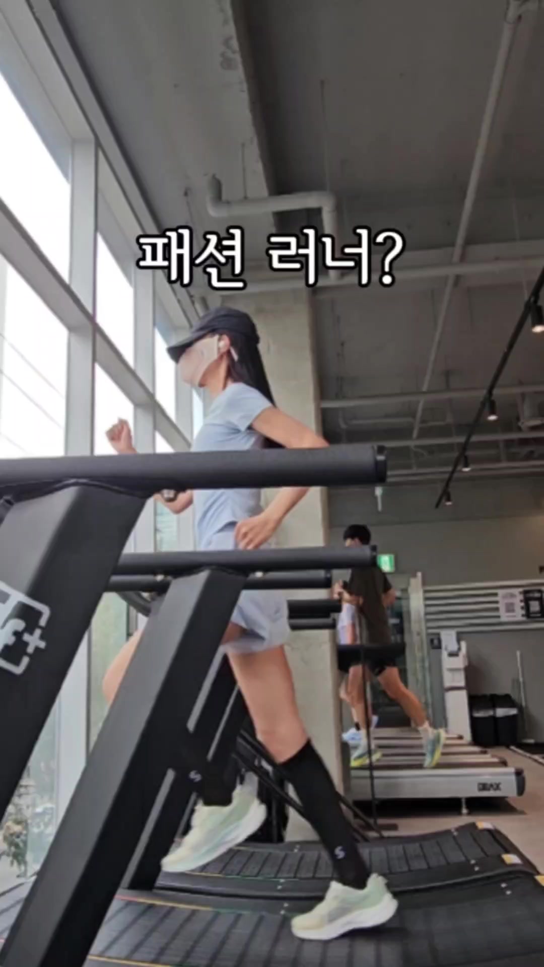 @지나우