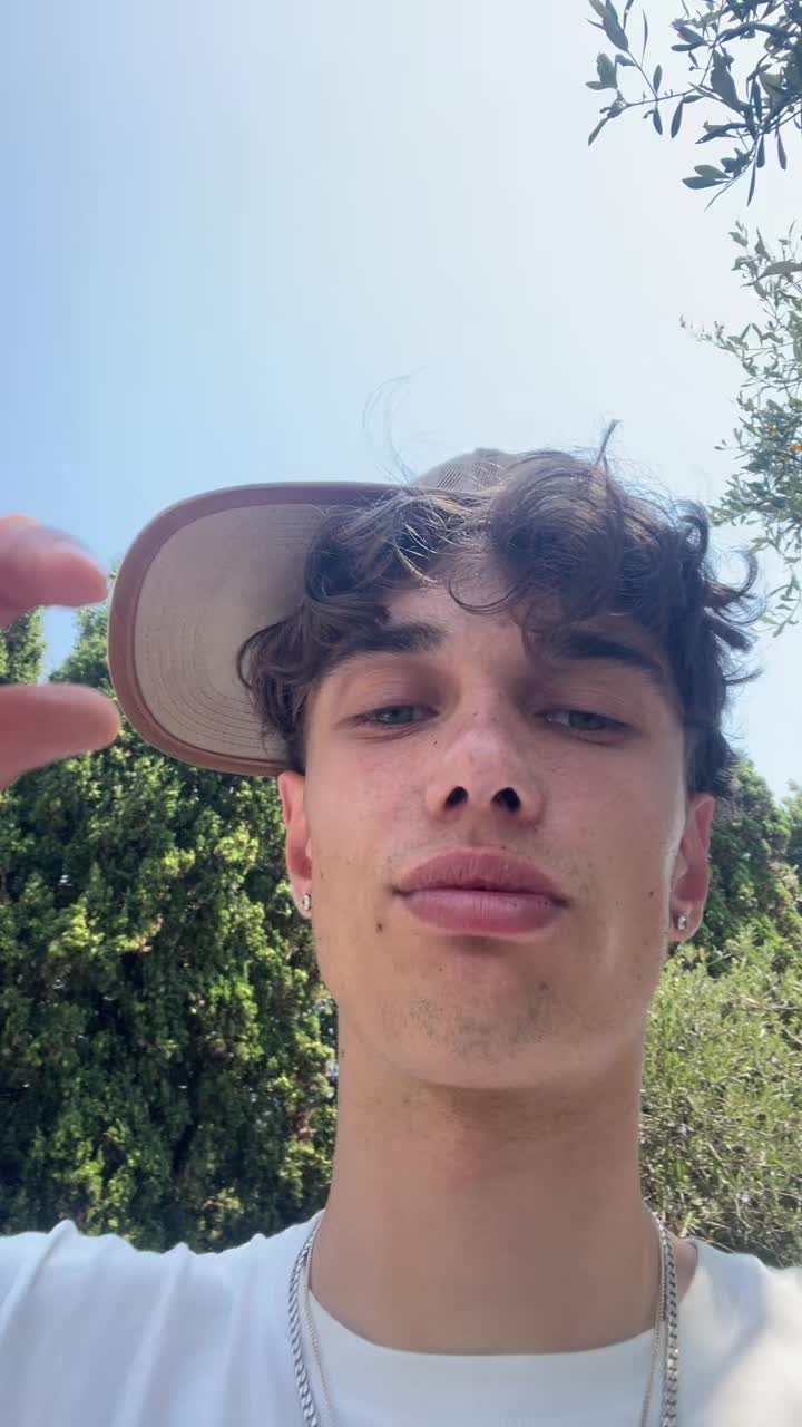 @Ajsb