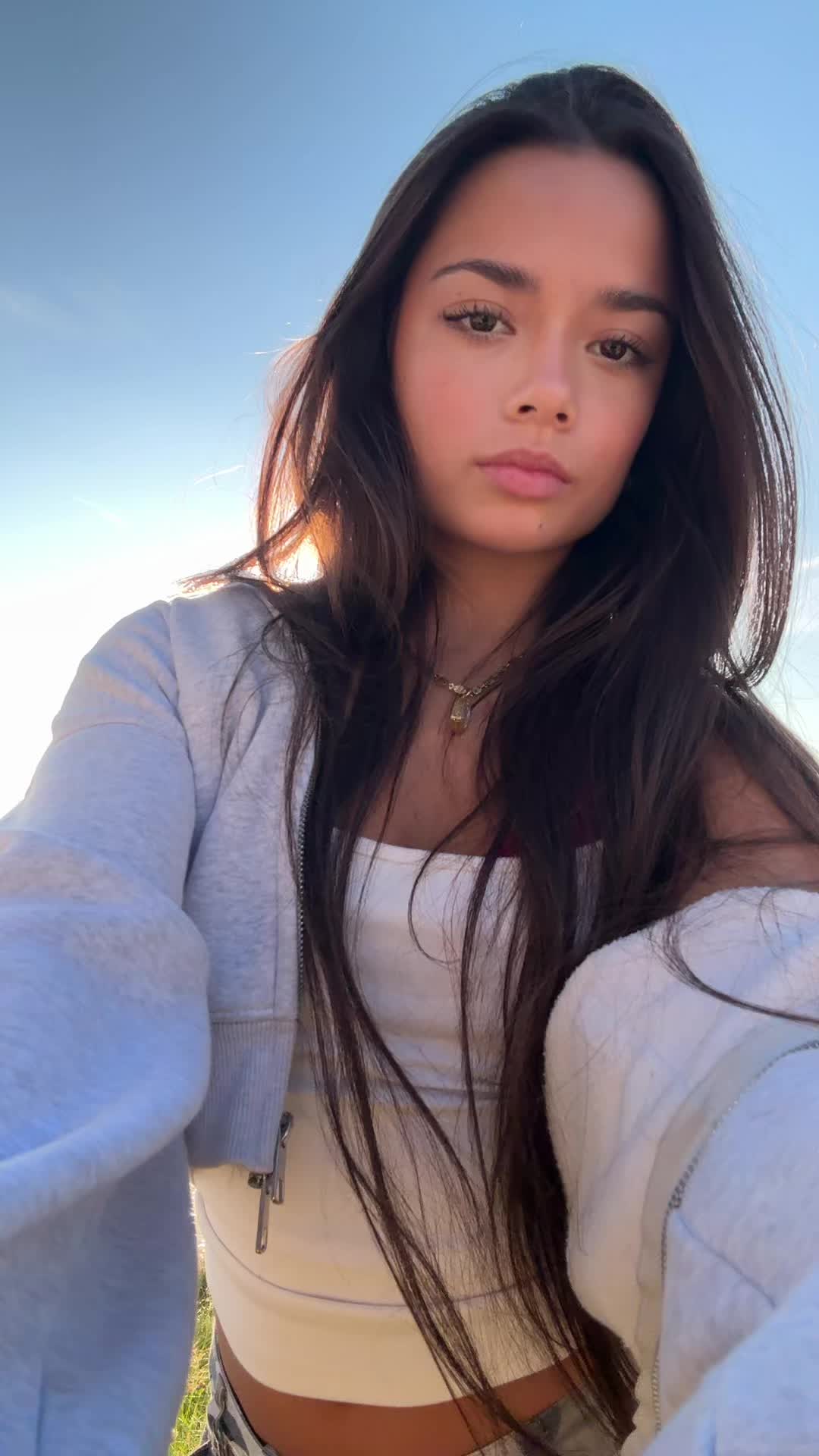 @Akita