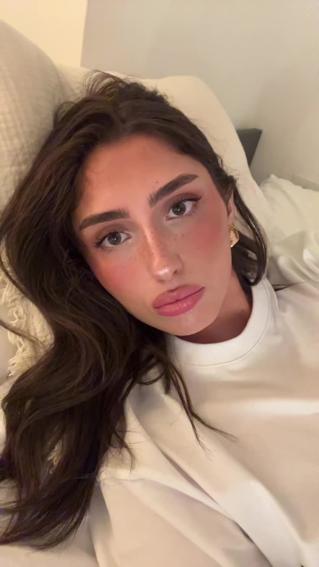 @⠀