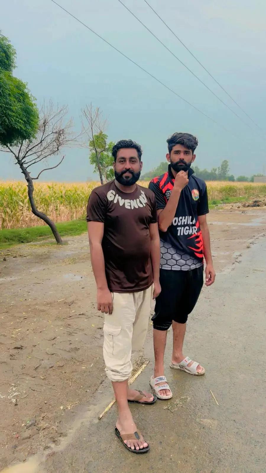 @mani Dogar 7/11