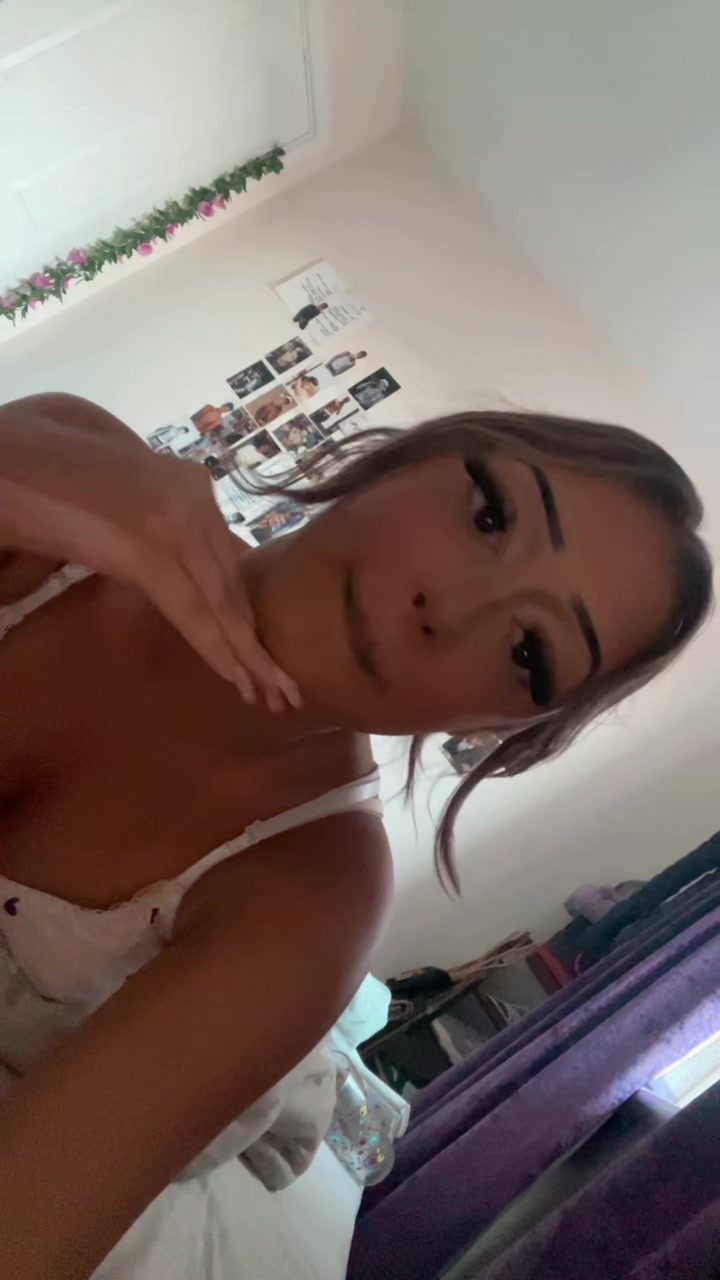 @𝒯𝒾𝒶𝓃𝒶－𝓇ℴ𝓈𝒾ℯ𝓈𝓅𝒶𝓂ꨄ