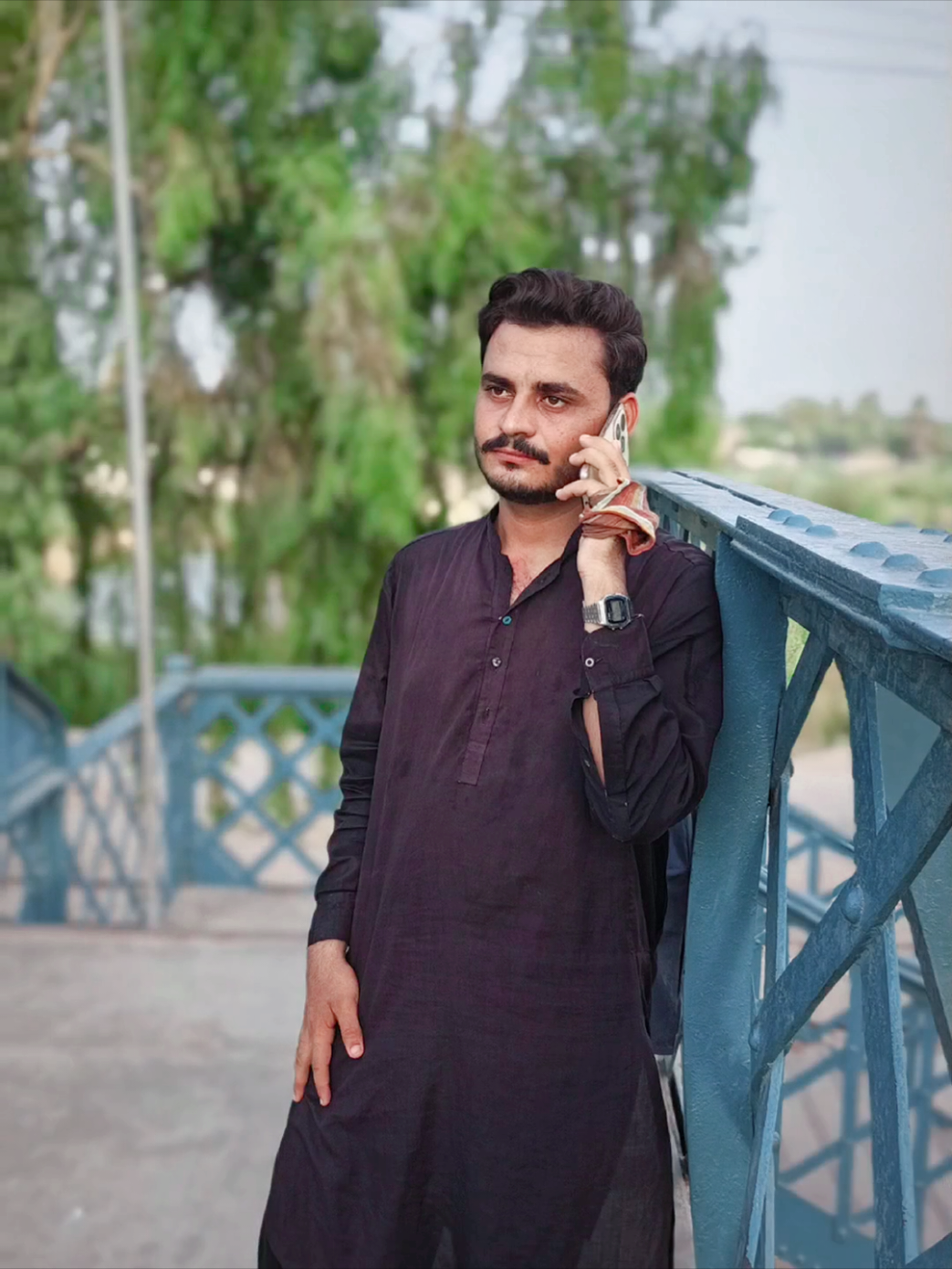 @𝐃𝐚𝐧𝐢𝐬𝐡_𝐓𝐚𝐢𝐦𝐨𝐨𝐫 🦁