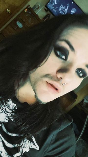 @👻namelessghoulcos👻