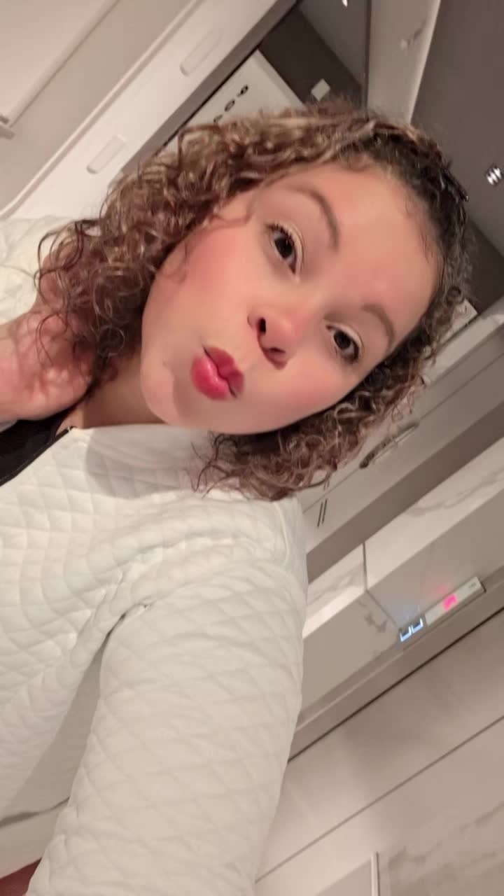 @michellyholanda87