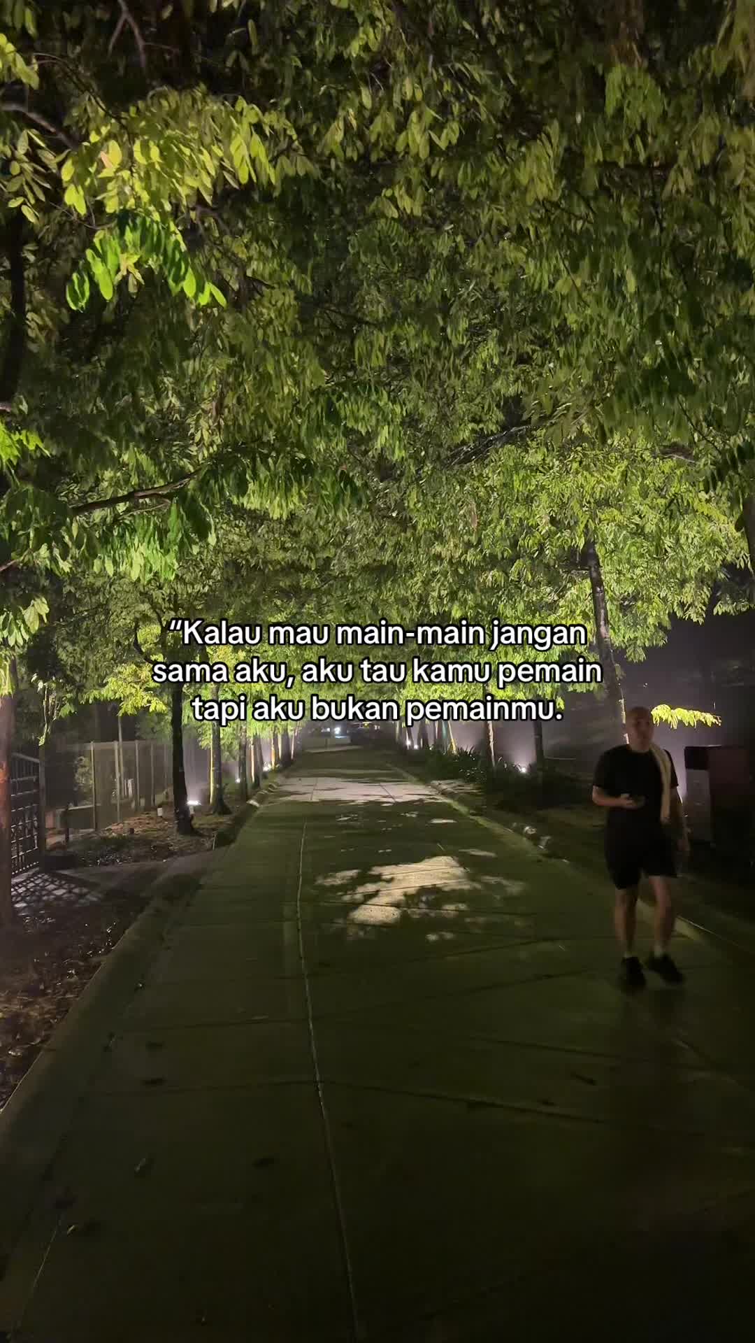 @𝘼𝙠𝙪 𝙥𝙪𝙩𝙧𝙖 :)