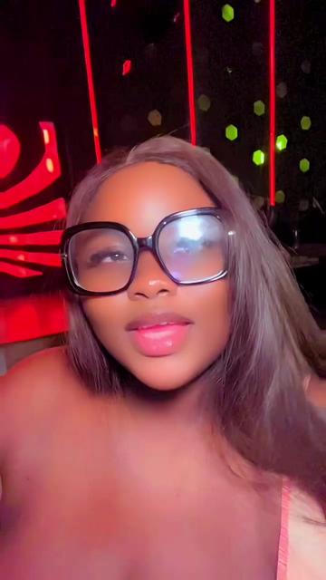 @DEE🇳🇬💧🥰