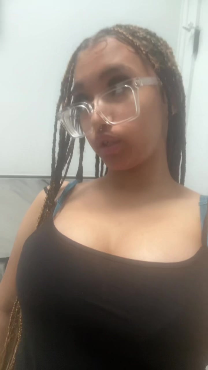 @𝔓𝔬𝔰𝔰𝔢𝔰𝔰𝔢𝔡𝔅𝔢𝔞𝔲𝔱𝔶