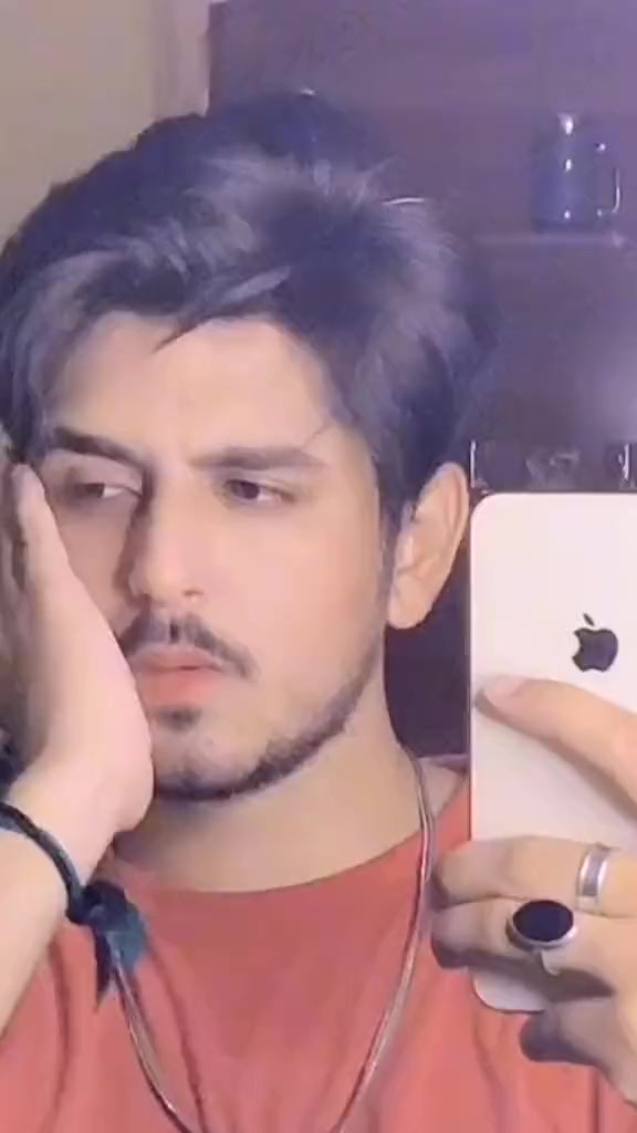 @Basuu💓👀