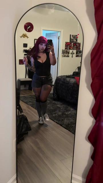 @JaneGothXo