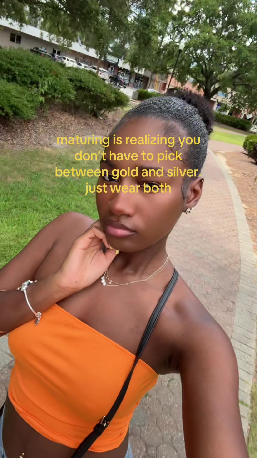 @tania