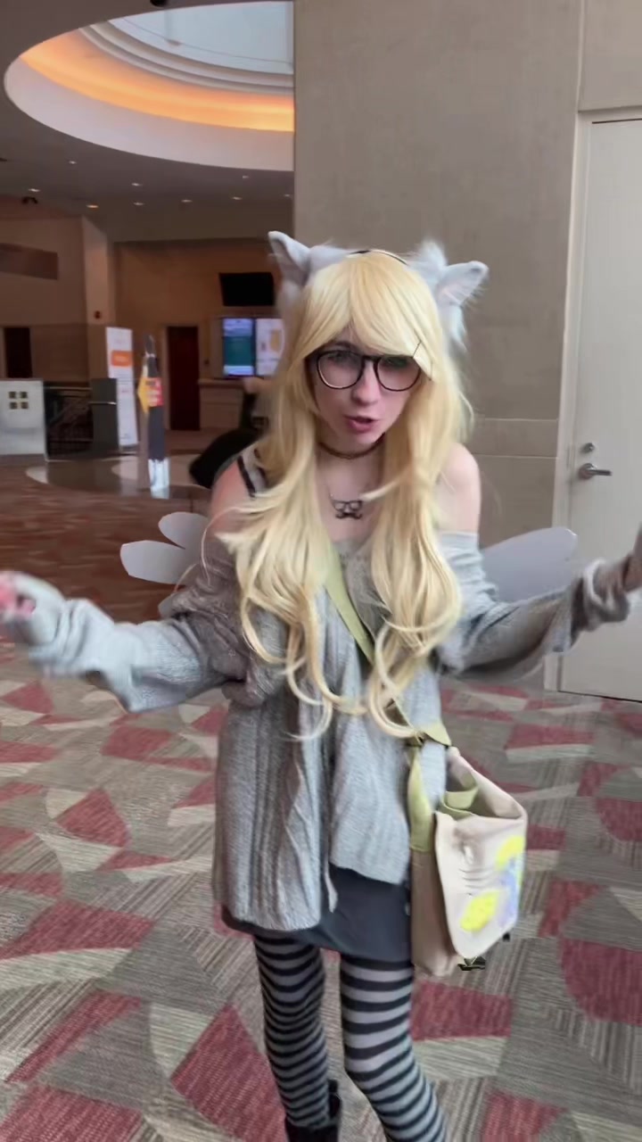@lana >_<