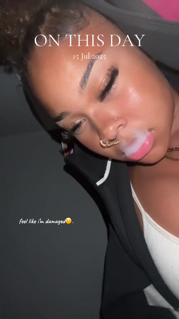 @Leahkaia&bull;