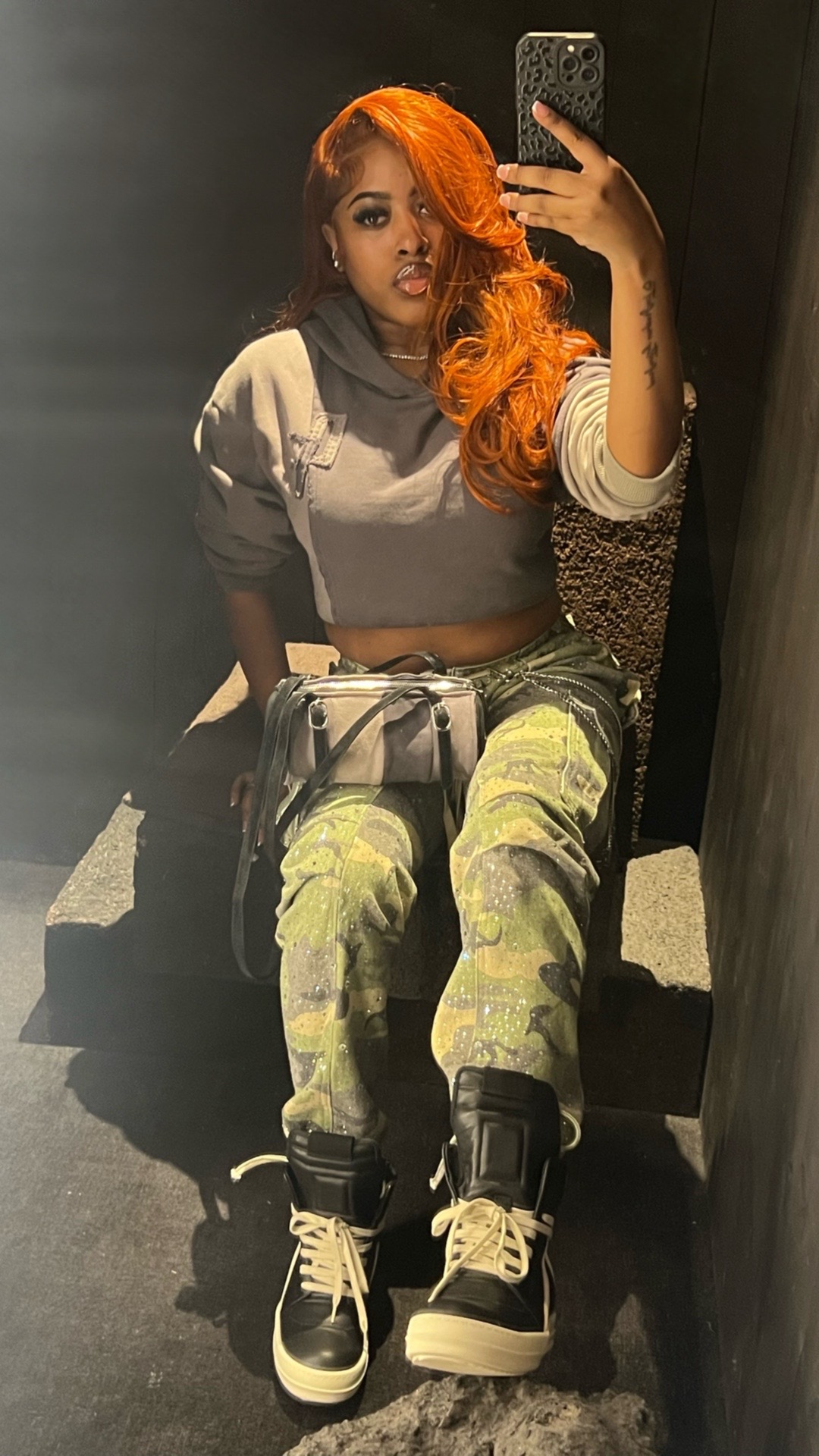 @MS. DIFF&Eacute;RENT