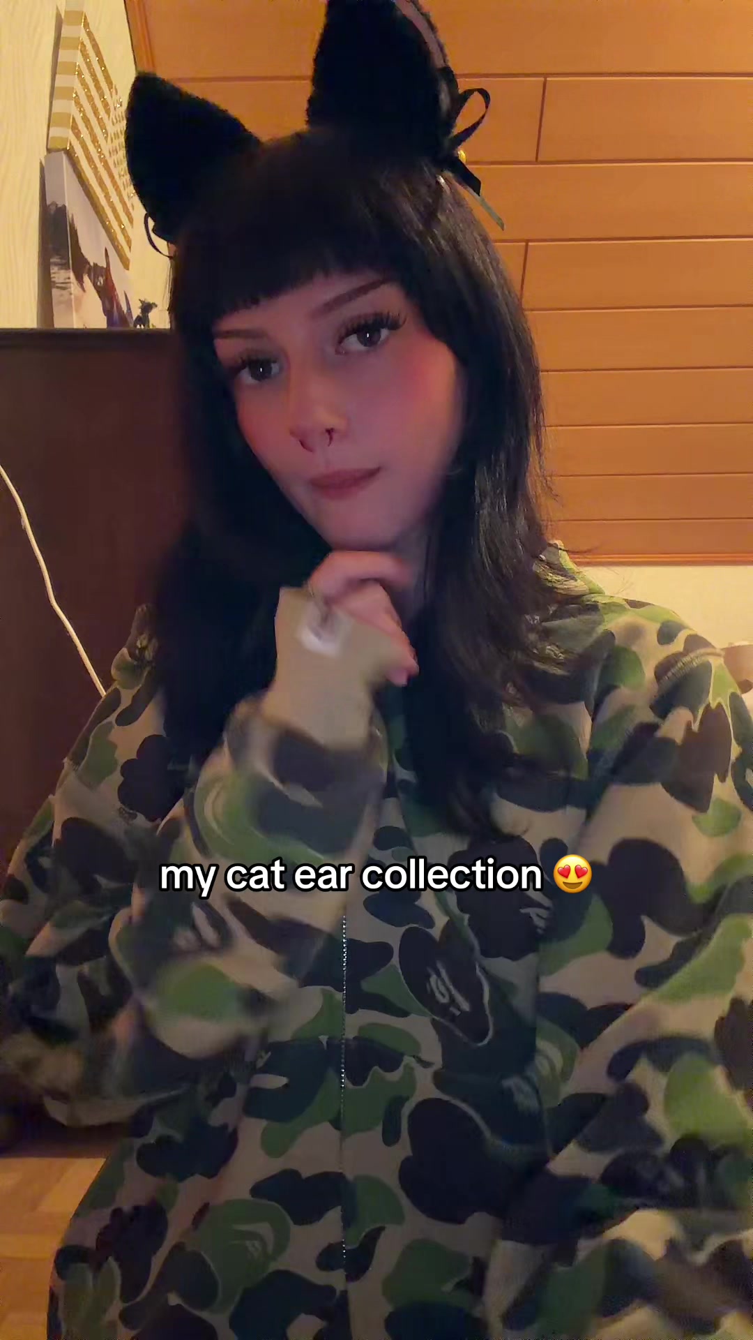 @⃟