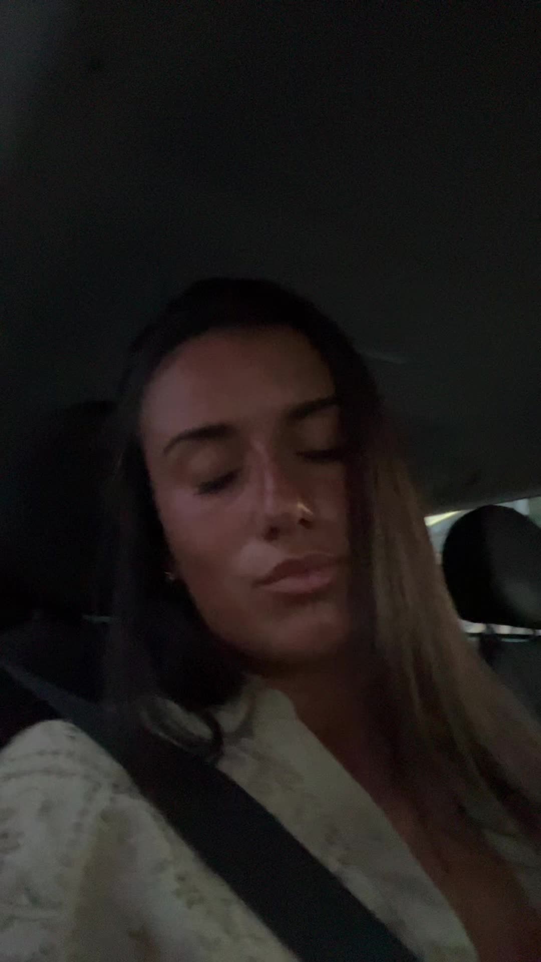@Luna 🦎
