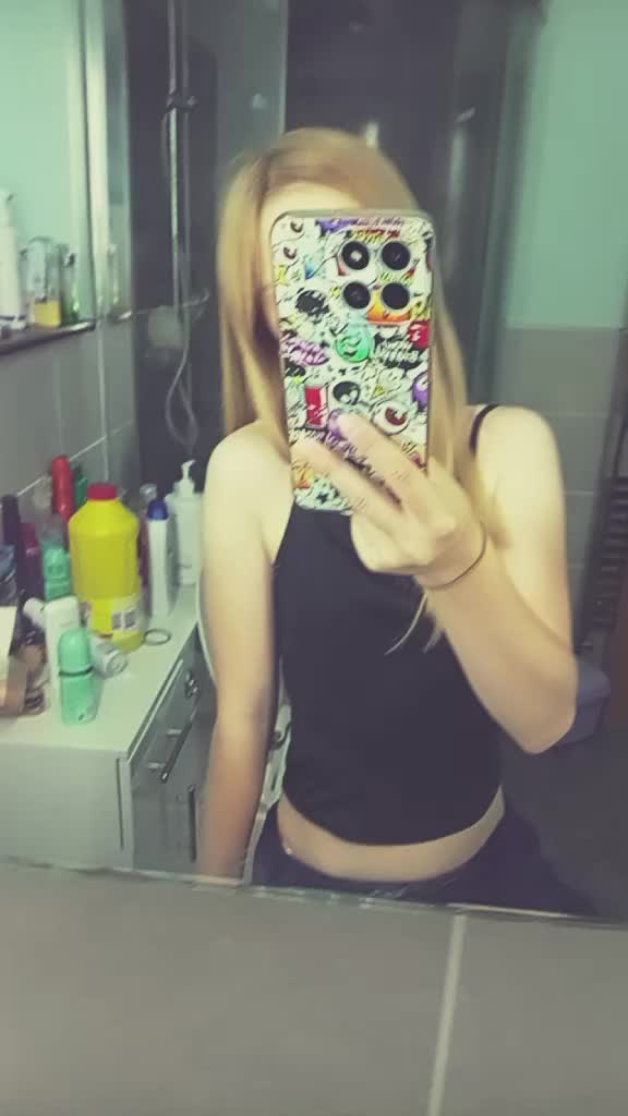 @𝕷𝖎𝖑𝖞