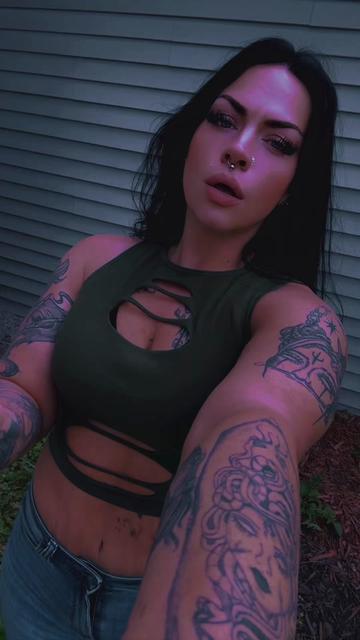 @UnrulyDamsel