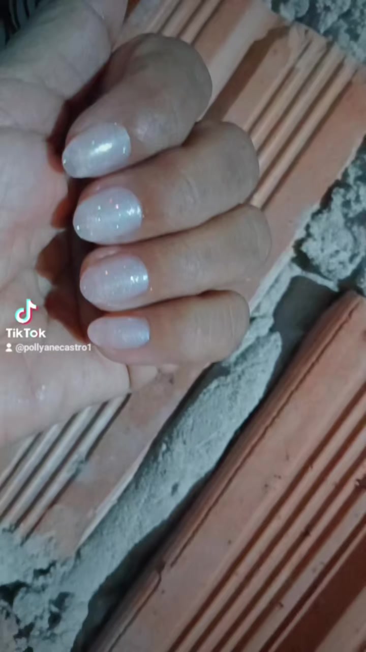@pollyanecastro