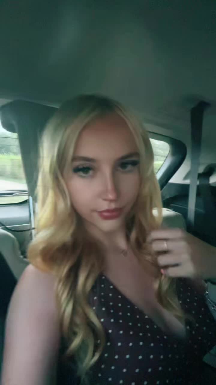@𝓇𝒶ℯ