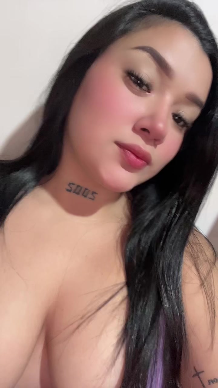 @Kattita🍒