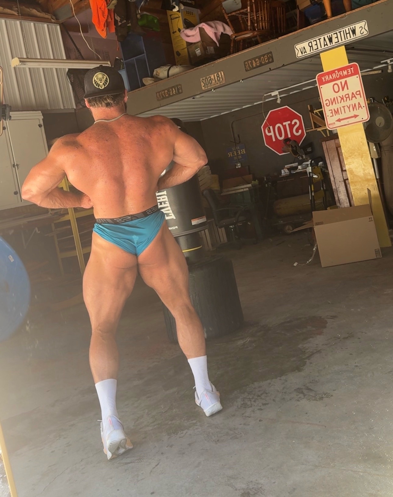 @Alex 🦍