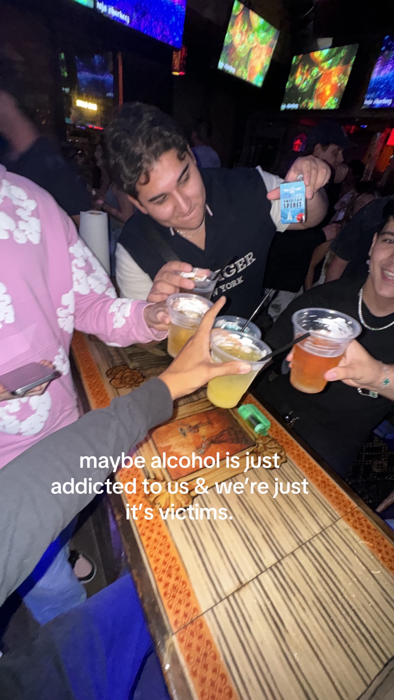 @Hotshots & thots🥂
